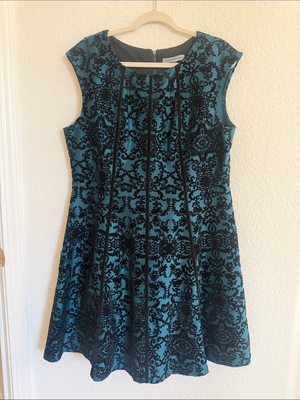 Danny & Nicole Teal and Black Cap-Sleeve Fit-and-Flare Dress